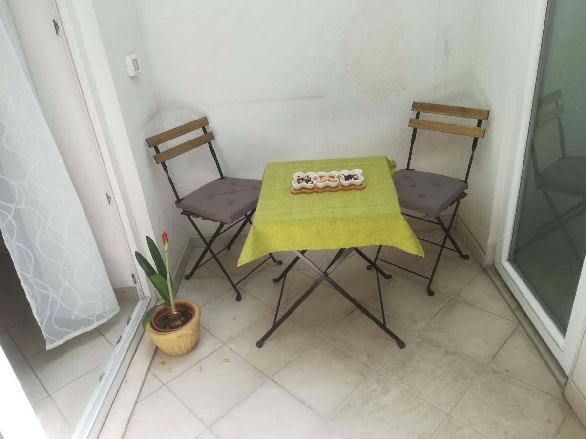 Apartma Zalka Izola Luaran gambar