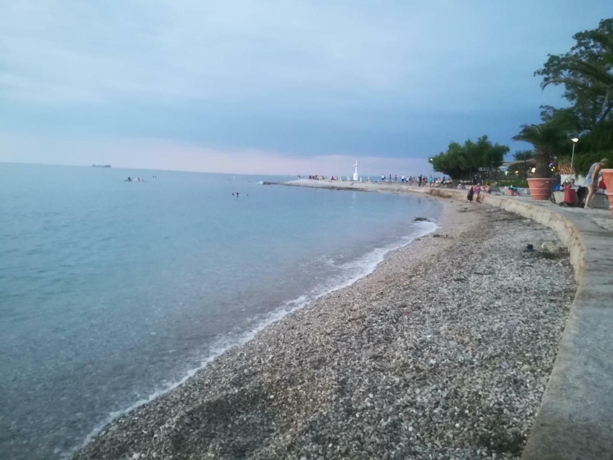 Apartma Zalka Izola Luaran gambar