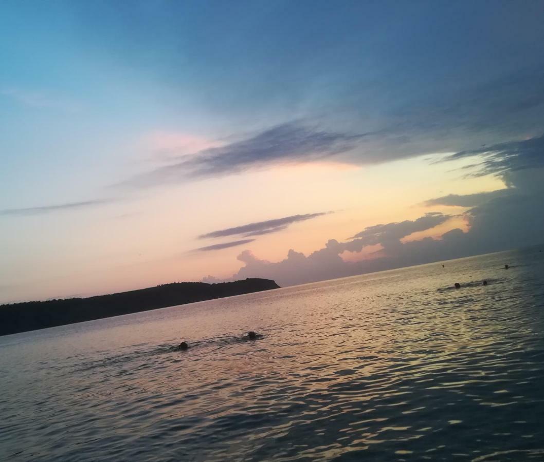 Apartma Zalka Izola Luaran gambar